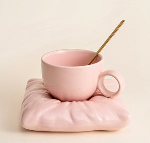 Pillow Teacup set