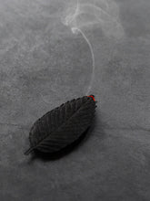 Load image into Gallery viewer, HA KO Paper Incense - Black (Relax)