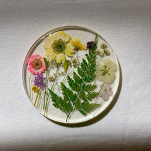 Load image into Gallery viewer, Flower coasters